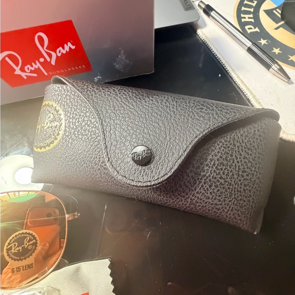 Ray-Ban Gold Mirror Aviator Sunglasses - Picture 15 of 16